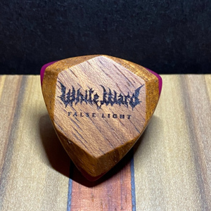 Guitar Pick "White Ward" mambode/pink B-Stock